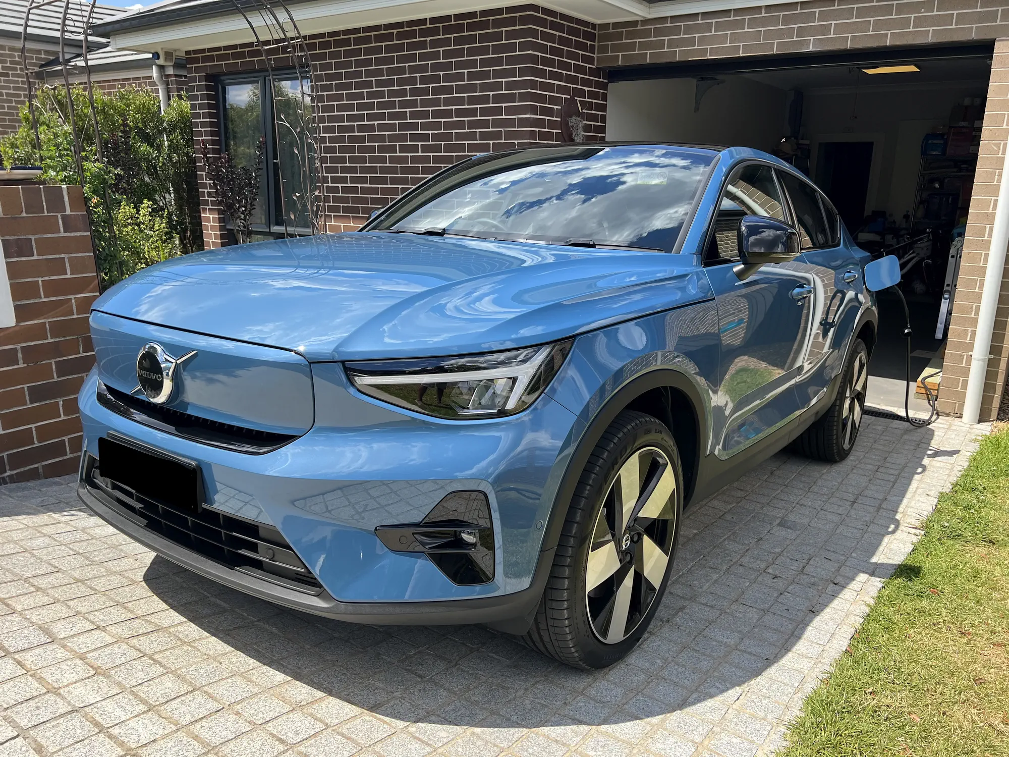 Volvo C40 Recharge Twin Ultimate MY23 – Australian electric car owner real world experience review